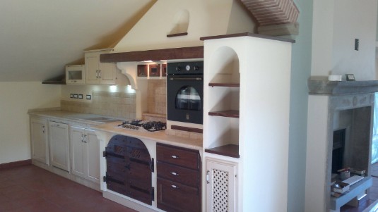 Cucina Provenzale Chabby Chic mansardata Cucina Provenzale Laccata mansardata